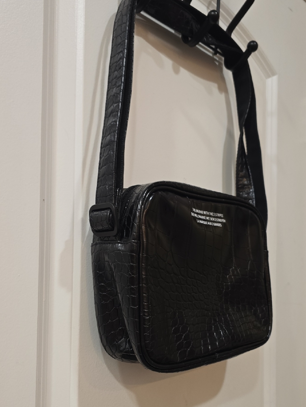 Adidas Originals Airliner Tote Bag- Black Croc/White - Picture 13 of 14